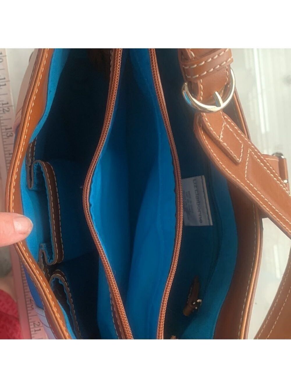 SUMMER 🩵 - New Liz Claiborne Purse - Picture 3 of 7